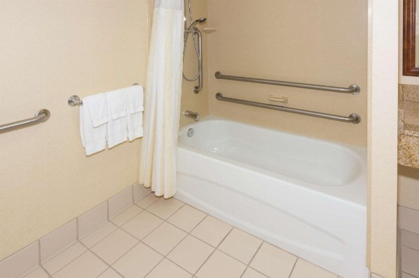 Hilton Garden Inn Buffalo Airport image 31